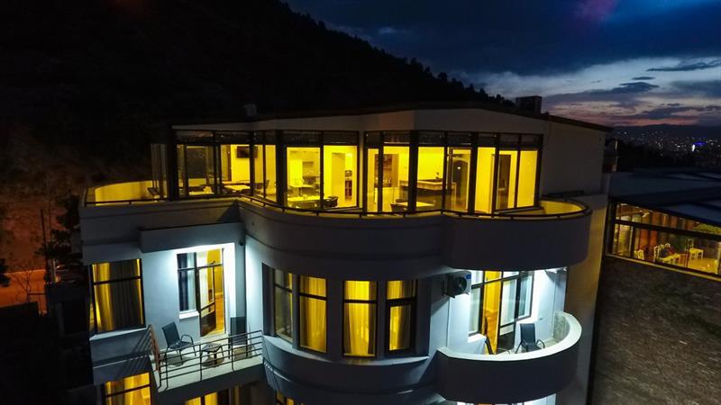 Vista Hotel Tbilisi Eksteriør billede