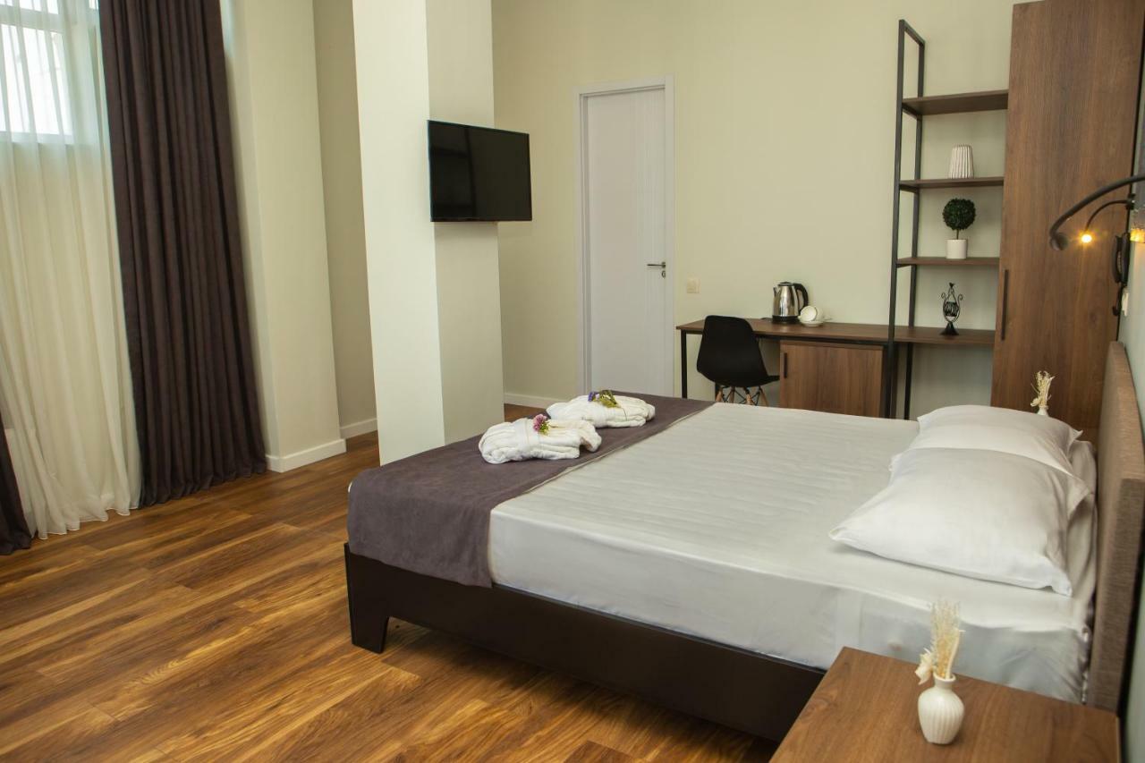 Vista Hotel Tbilisi Eksteriør billede