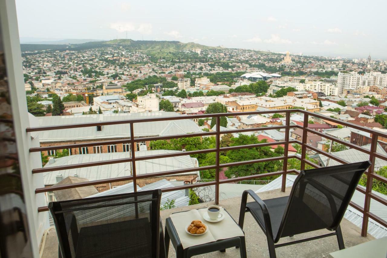 Vista Hotel Tbilisi Eksteriør billede