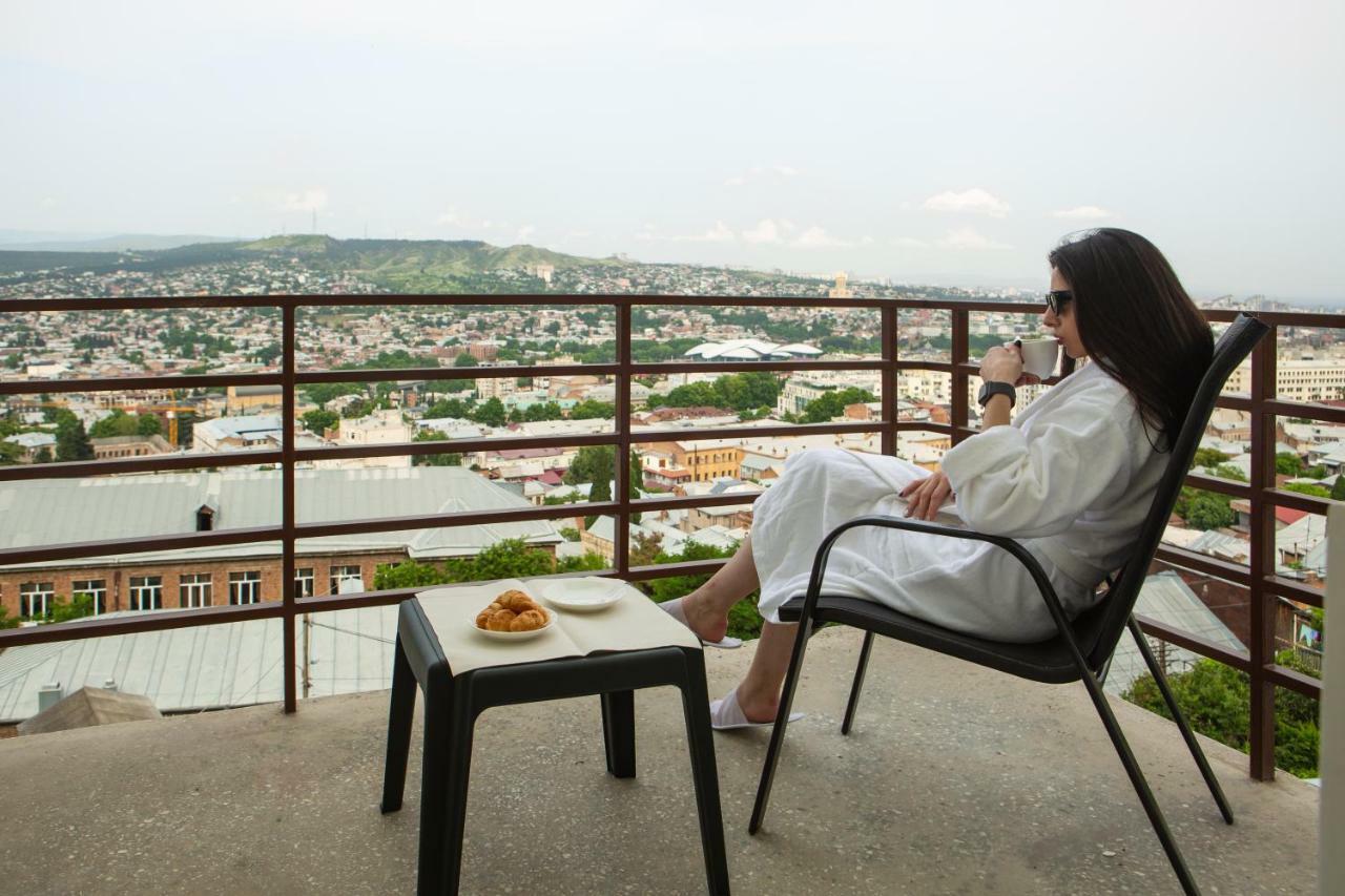 Vista Hotel Tbilisi Eksteriør billede